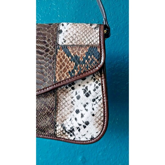 Faux Leather Boa Snakeskin Shoulder Crossbody Bag Purse Cosmopolitan - Picture 4 of 15